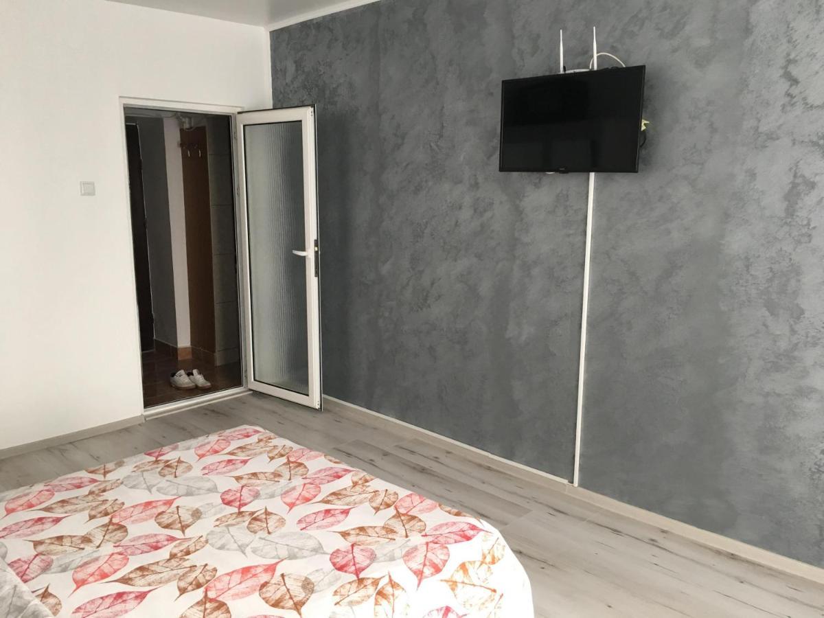 Garsoniera Centru Apartment กาลาจิ ภายนอก รูปภาพ